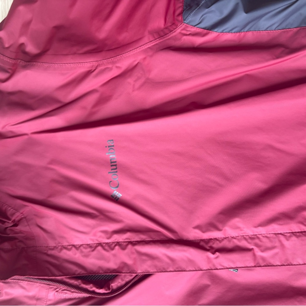 Columbia Black and Red Raincoat